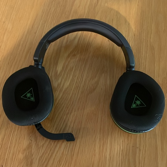 Turtle beach Bluetooth headset - Picture 2 of 2